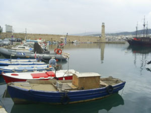Fischerboote im alten Hafen von Rethimnon